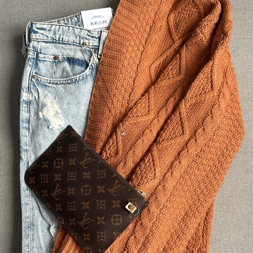 Cozy Cable Knit Cardigan Sweater - Rust - Picture 6 of 6